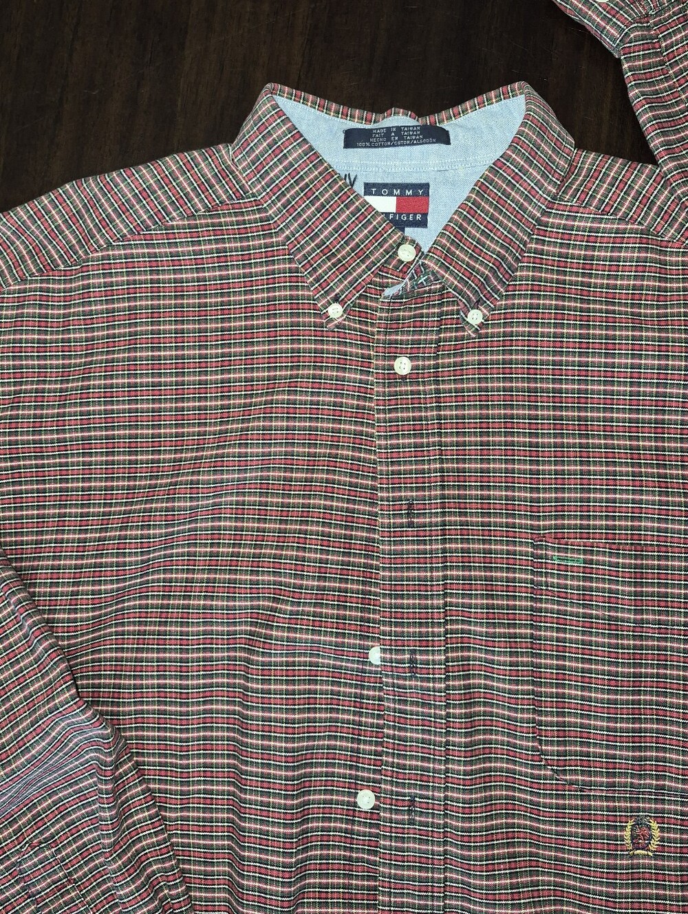 Tommy Hilfiger Men's Red Green Plaid Button-Down Shirt
